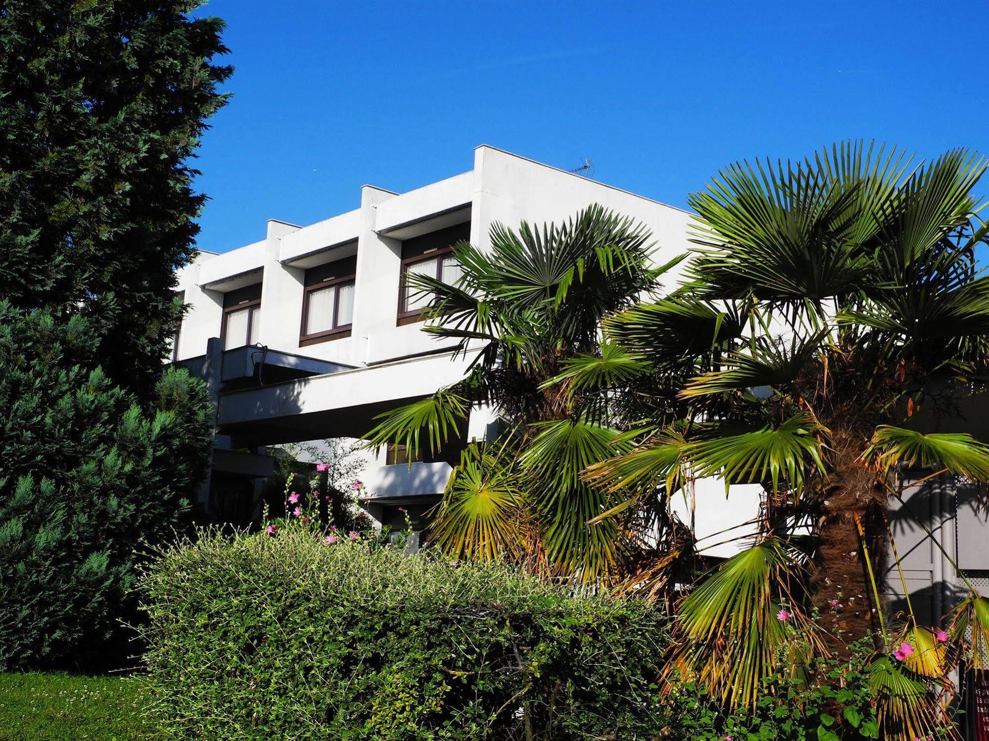 Hotel Villa Bellagio Blois By Popinns La Chaussée-Saint-Victor Exterior foto
